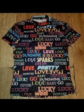 Colorful Word-Print Short Sleeve Mock Neck Top